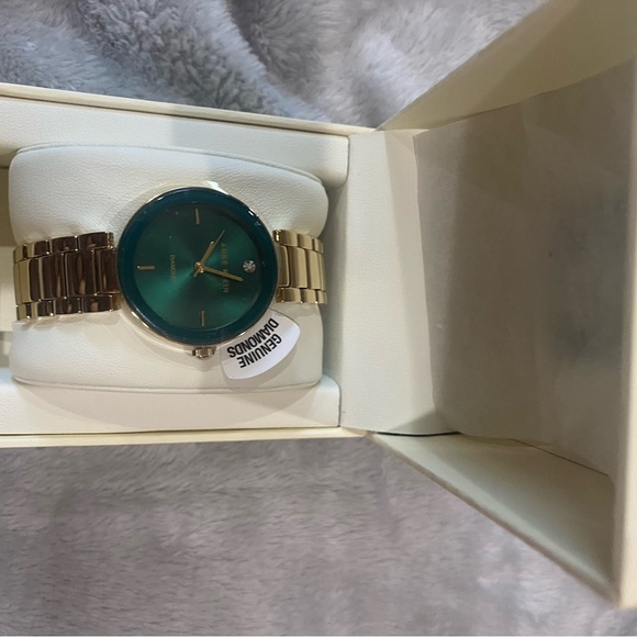 NWT Anne Klein diamond accent green dial - Picture 3 of 4
